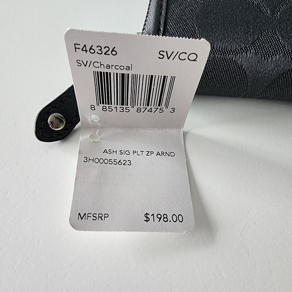 NWT Charcoal Coach Zip Around Wallet - Picture 2 of 12